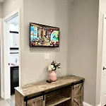306 Deluxe King Bed Suite In The Center City Of Philadelphia