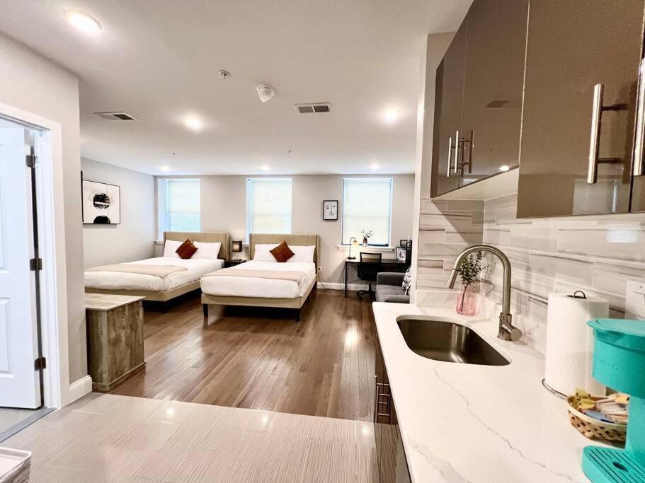 Apartment 306 Deluxe King Bed Suite In The Center City Of Philadelphia *